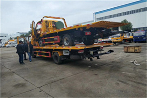 新青同城汽车补胎